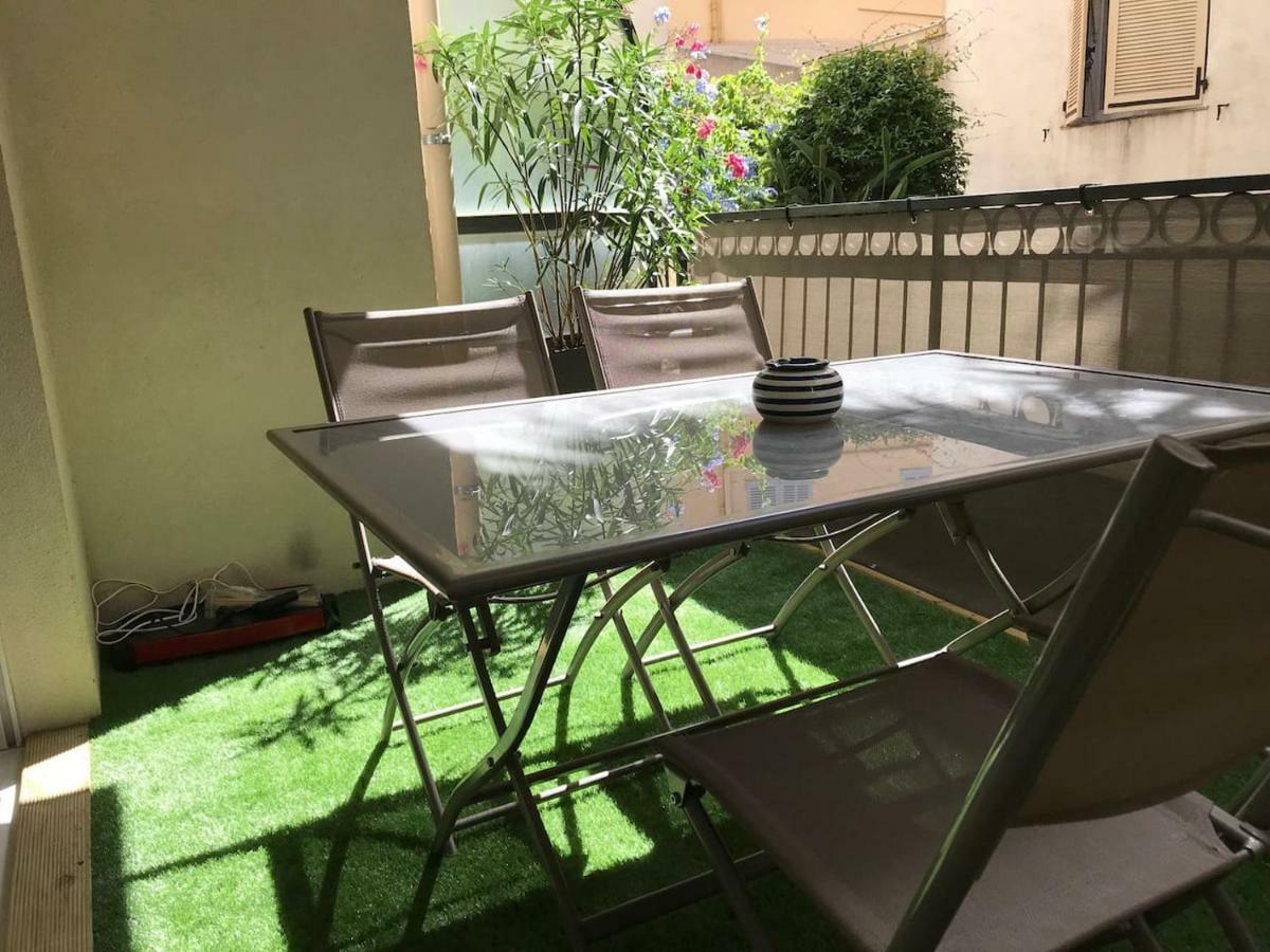 Unique: Studio+terrasse Coeur De Et Plages Appartement