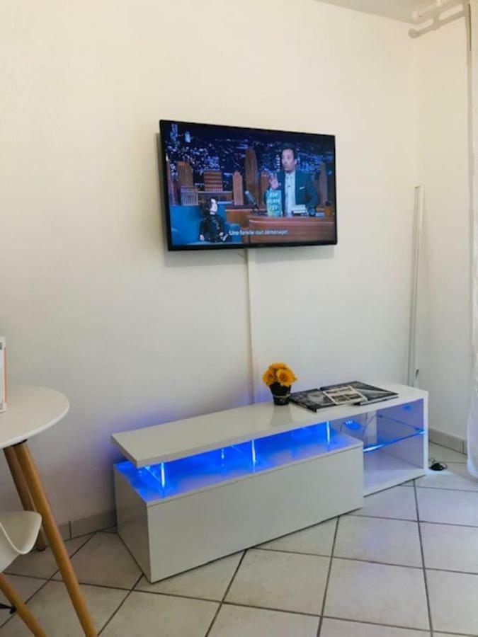 Appartement Unique: Studio+terrasse Coeur De Et Plages *